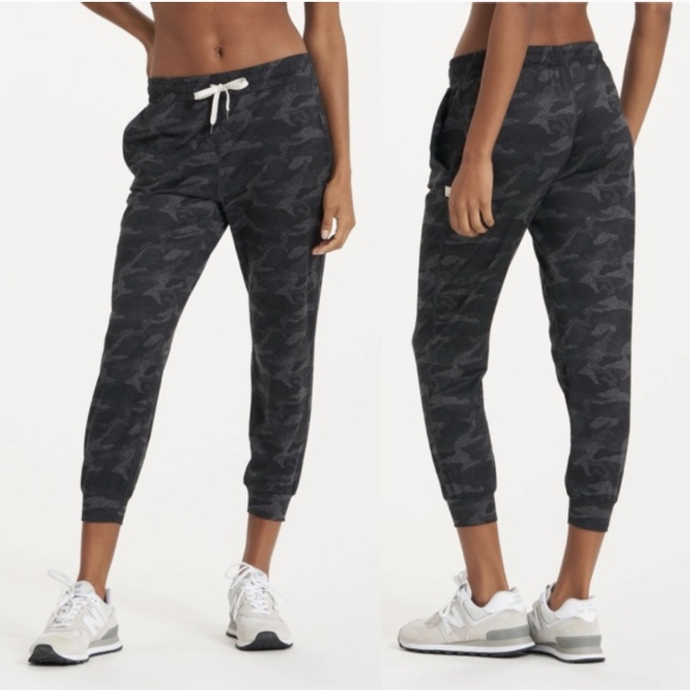 Vuori Performance Jogger Camo GUC